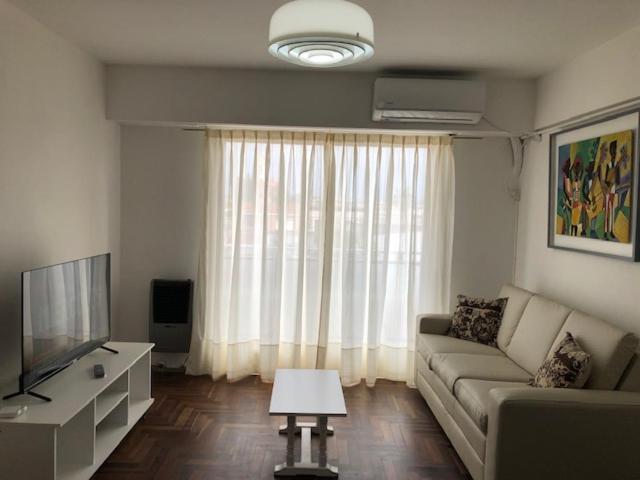 Apartamento Confortable Dep 3 Dorm Pasos Plaza Ppal *